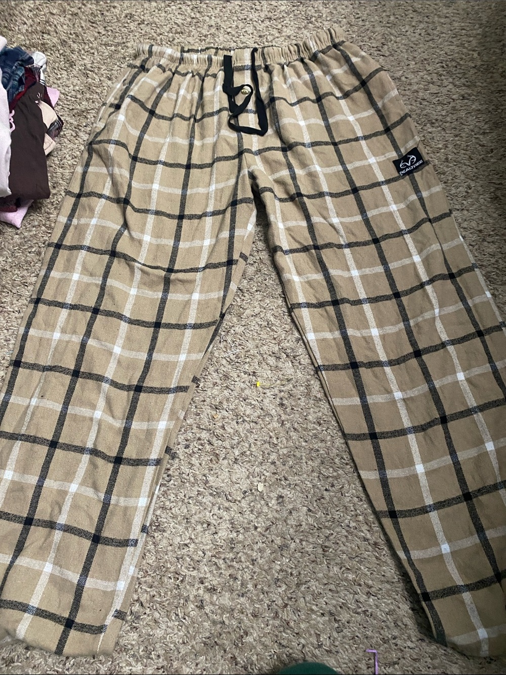 Realtree Tan Plaid pajama pants with Black Drawstring